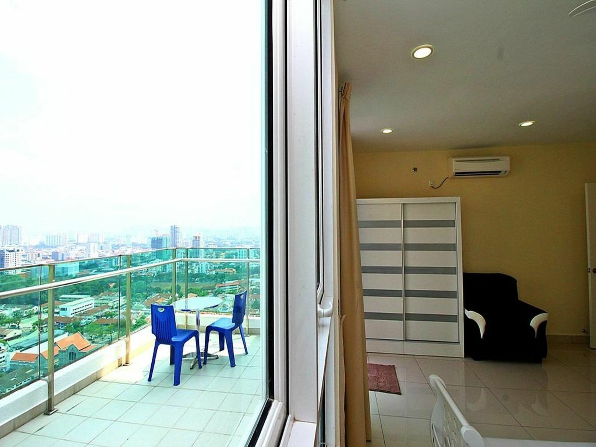 Mansion One Service Apartment George Town Exterior photo